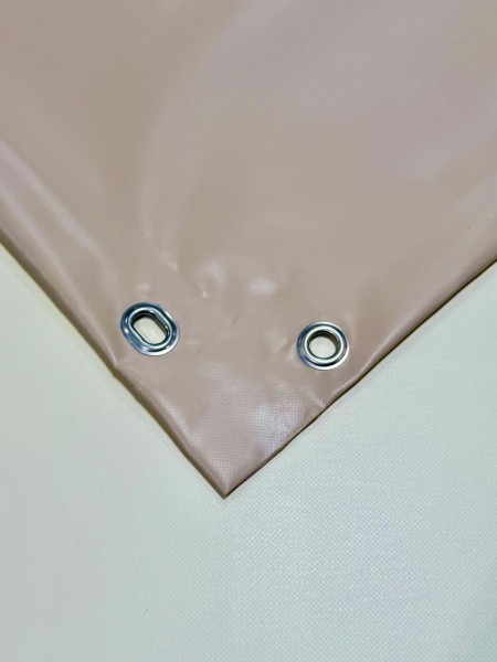 PVC matt mit Saum und Ösen alle 100cm, sand