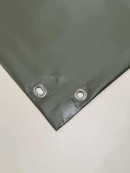 PVC matt mit Saum und Ösen alle 50cm, olivgrün